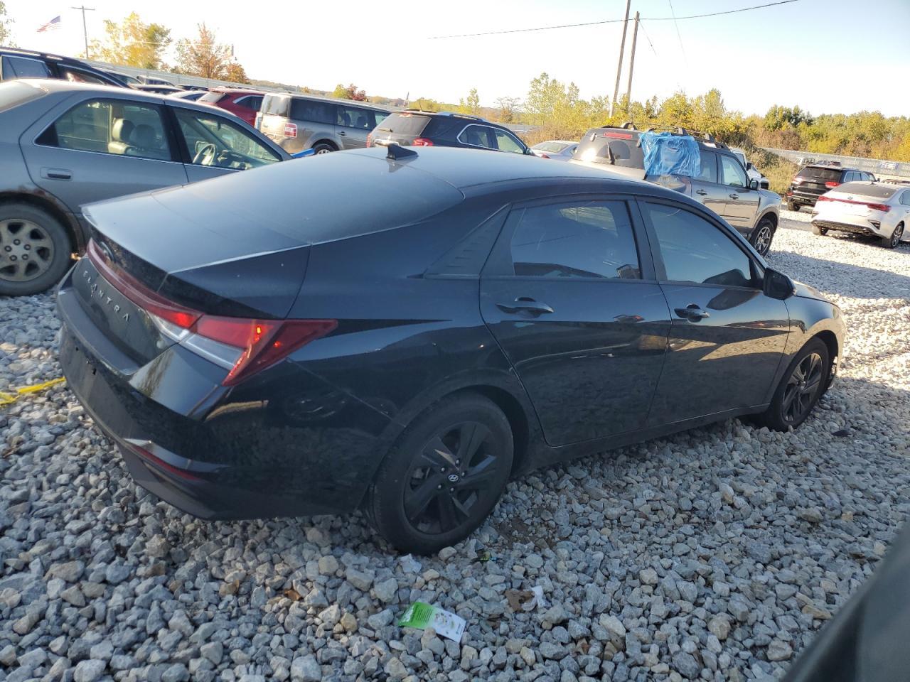2022 HYUNDAI ELANTRA