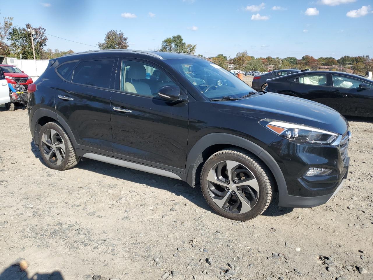 2017 HYUNDAI TUCSON
