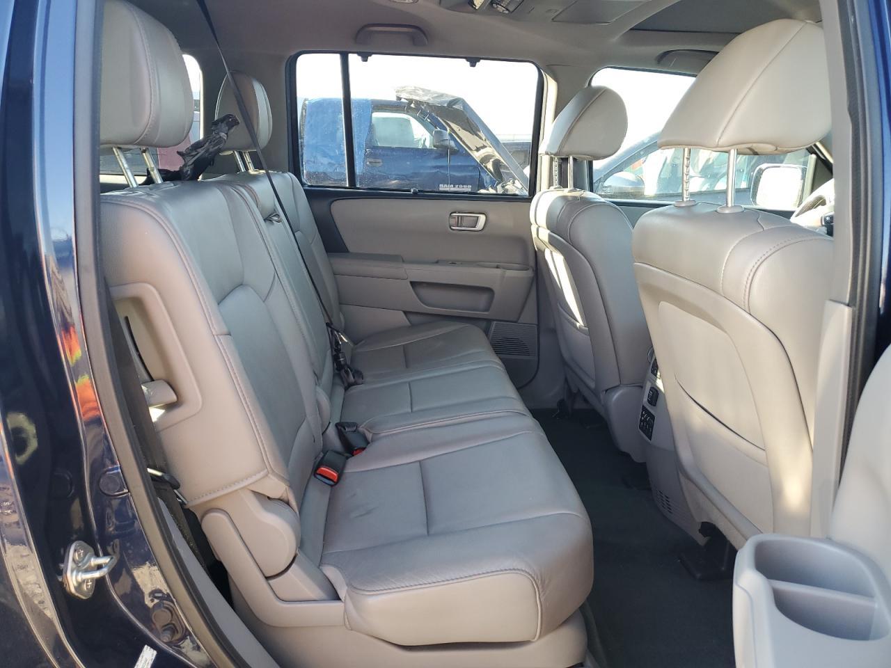 2014 HONDA PILOT