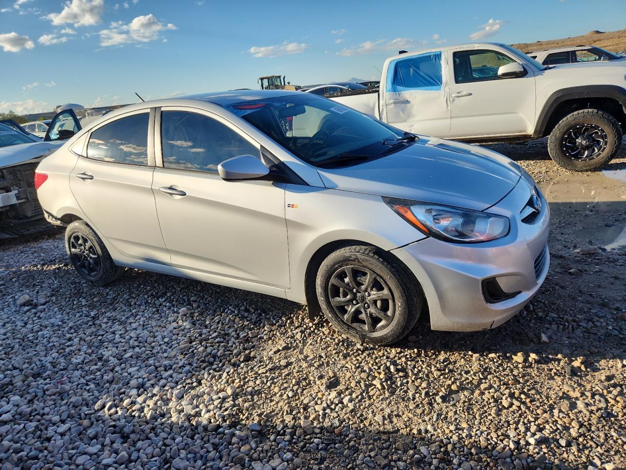 2013 HYUNDAI ACCENT