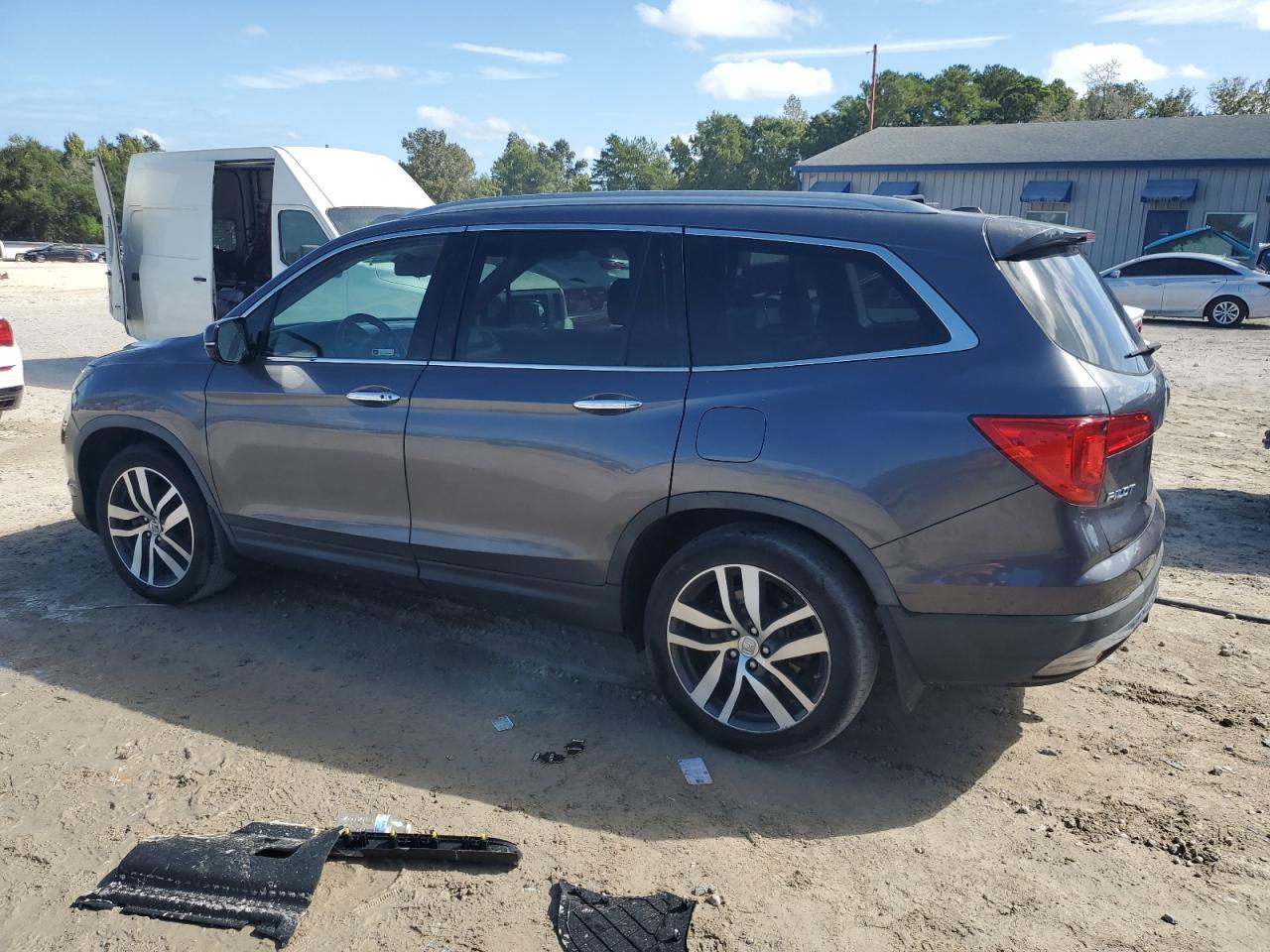 2018 HONDA PILOT