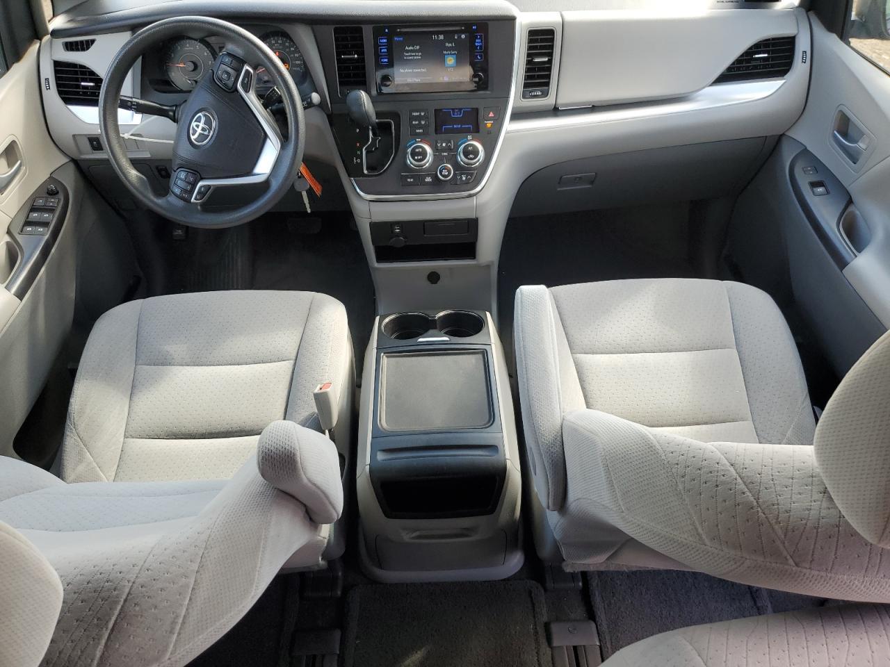 2015 TOYOTA SIENNA