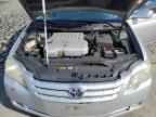 2005 TOYOTA Avalon