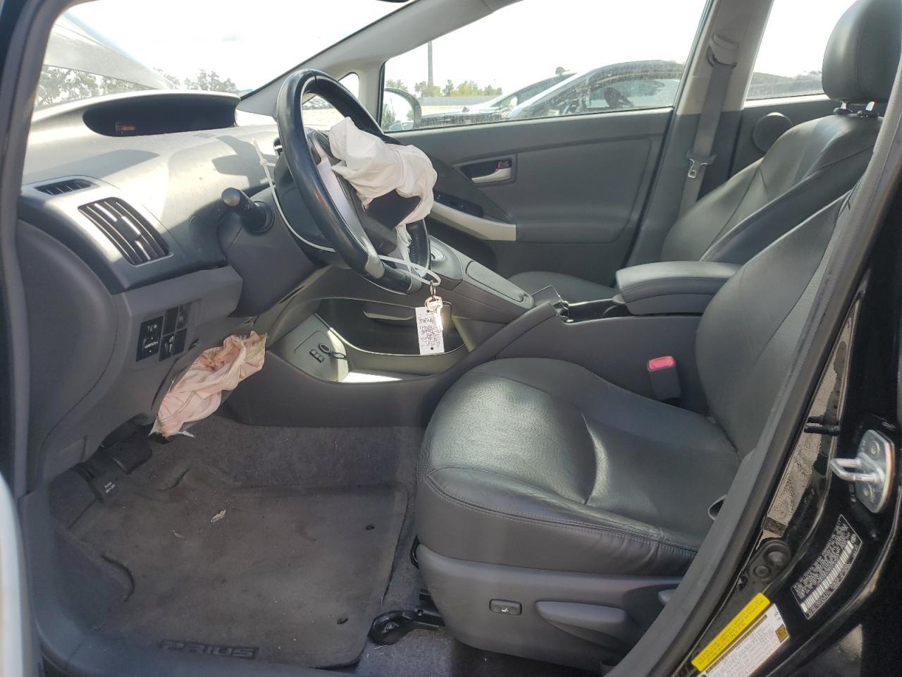 2011 TOYOTA PRIUS