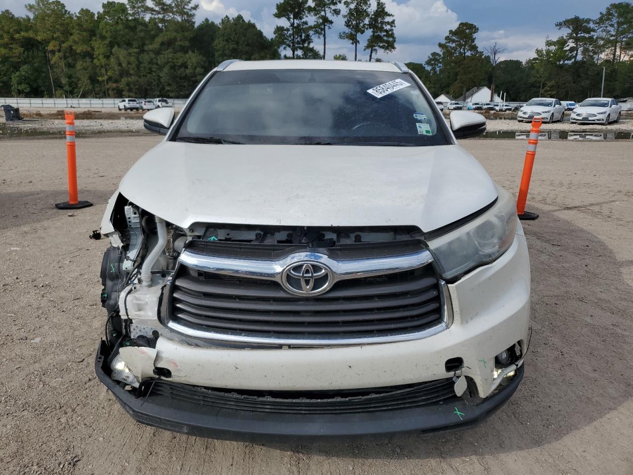 2016 TOYOTA HIGHLANDER