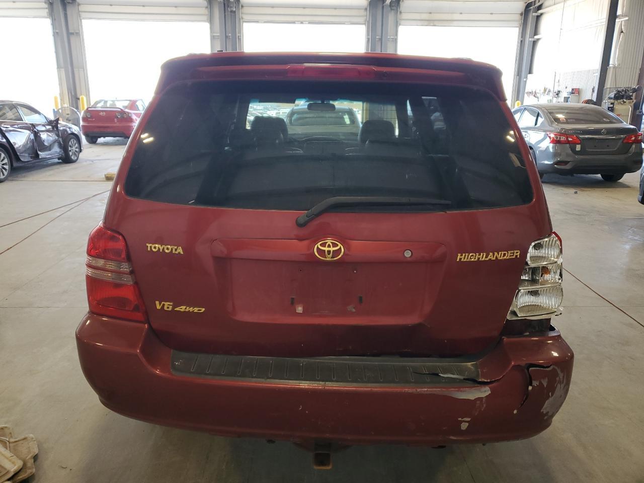 2001 TOYOTA HIGHLANDER