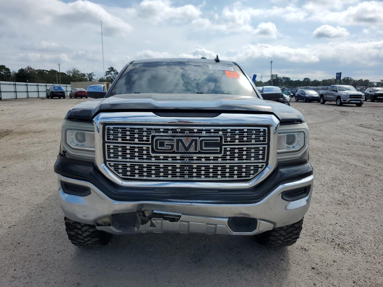2016 GMC Sierra