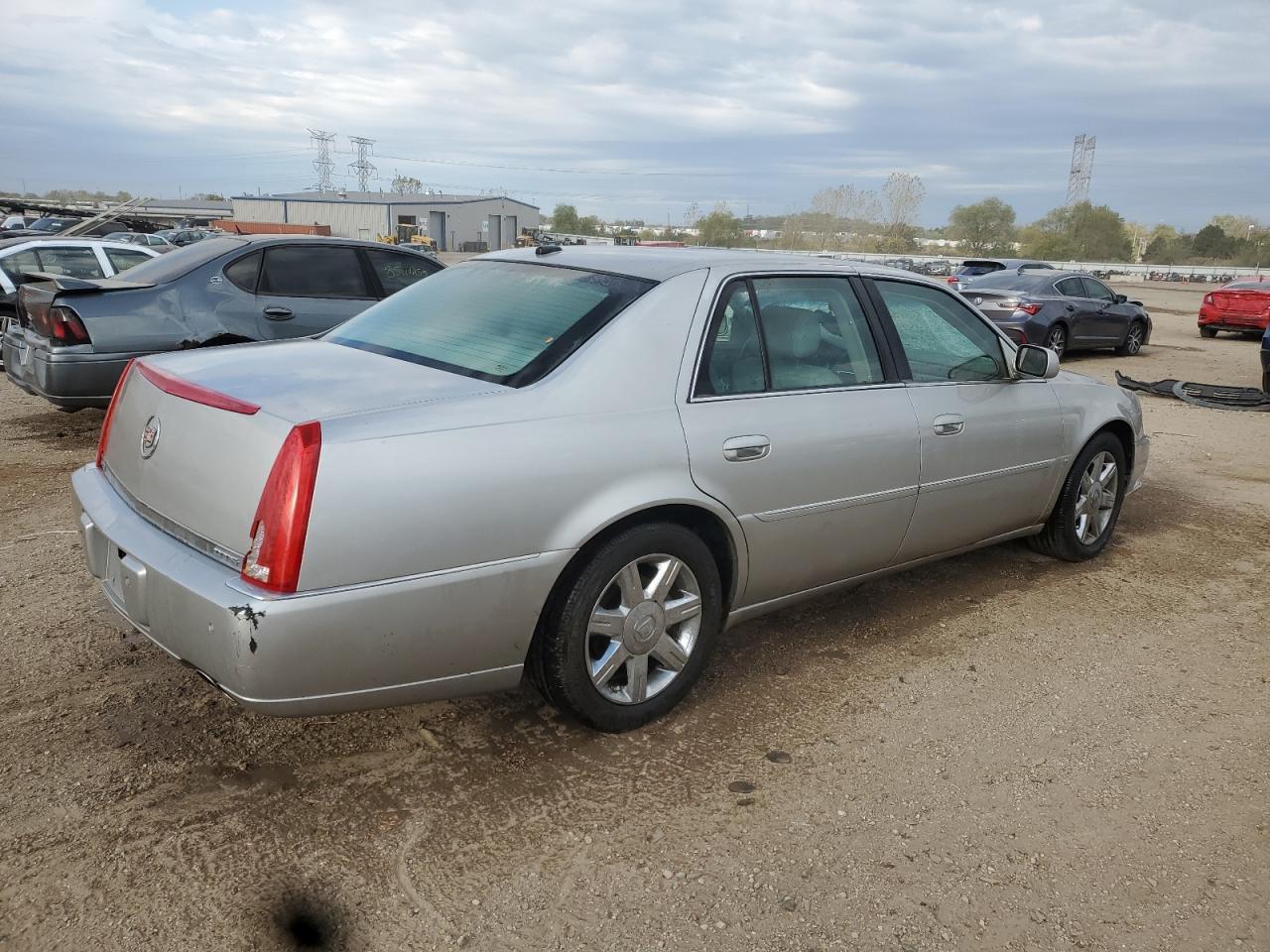 2006 CADILLAC DTS