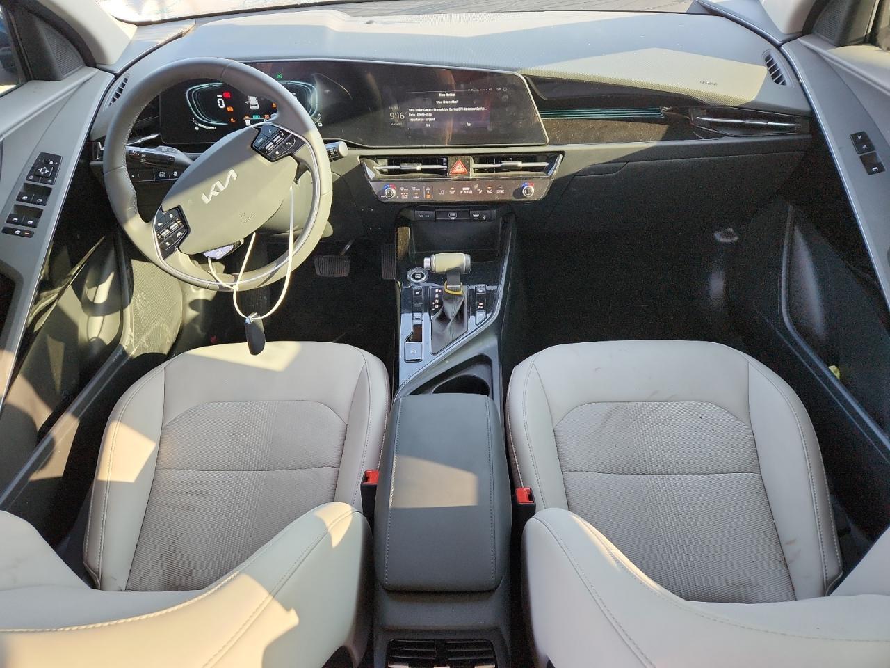 2025 KIA Niro