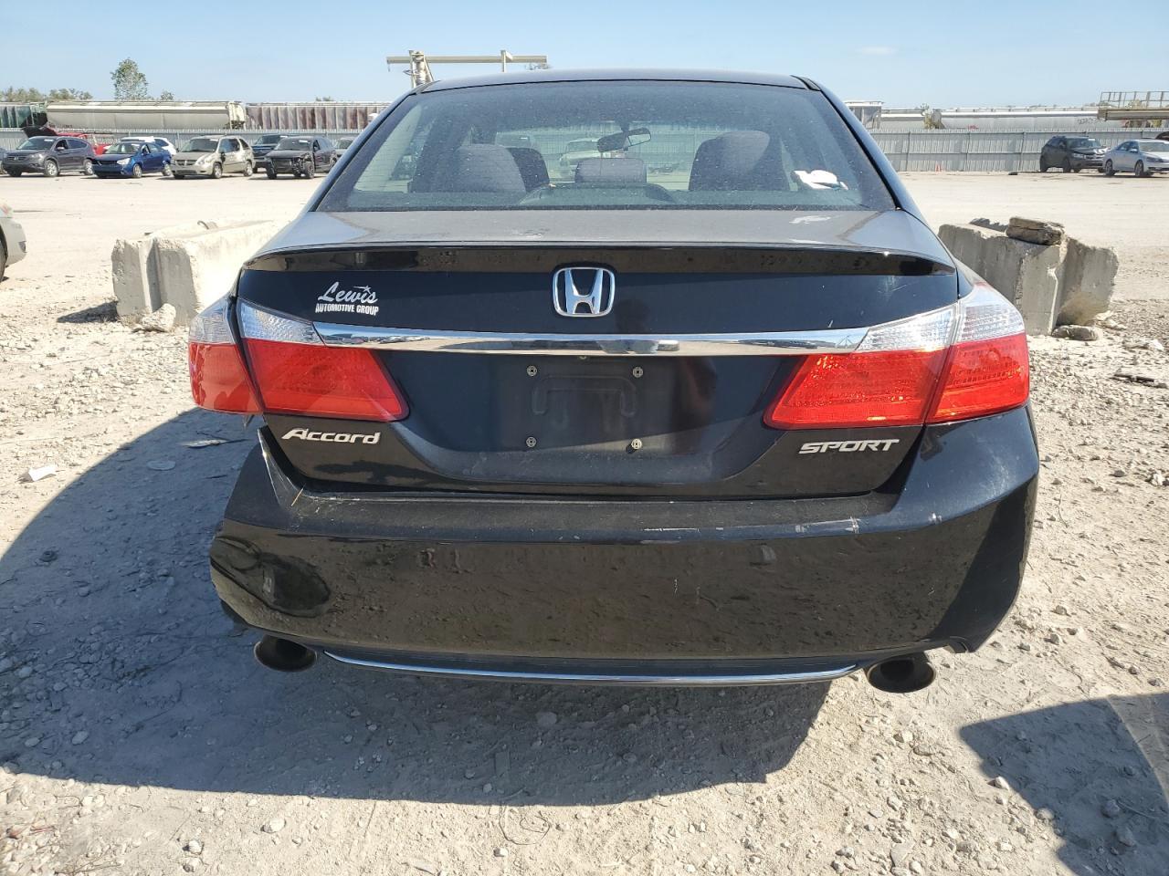 2015 HONDA ACCORD