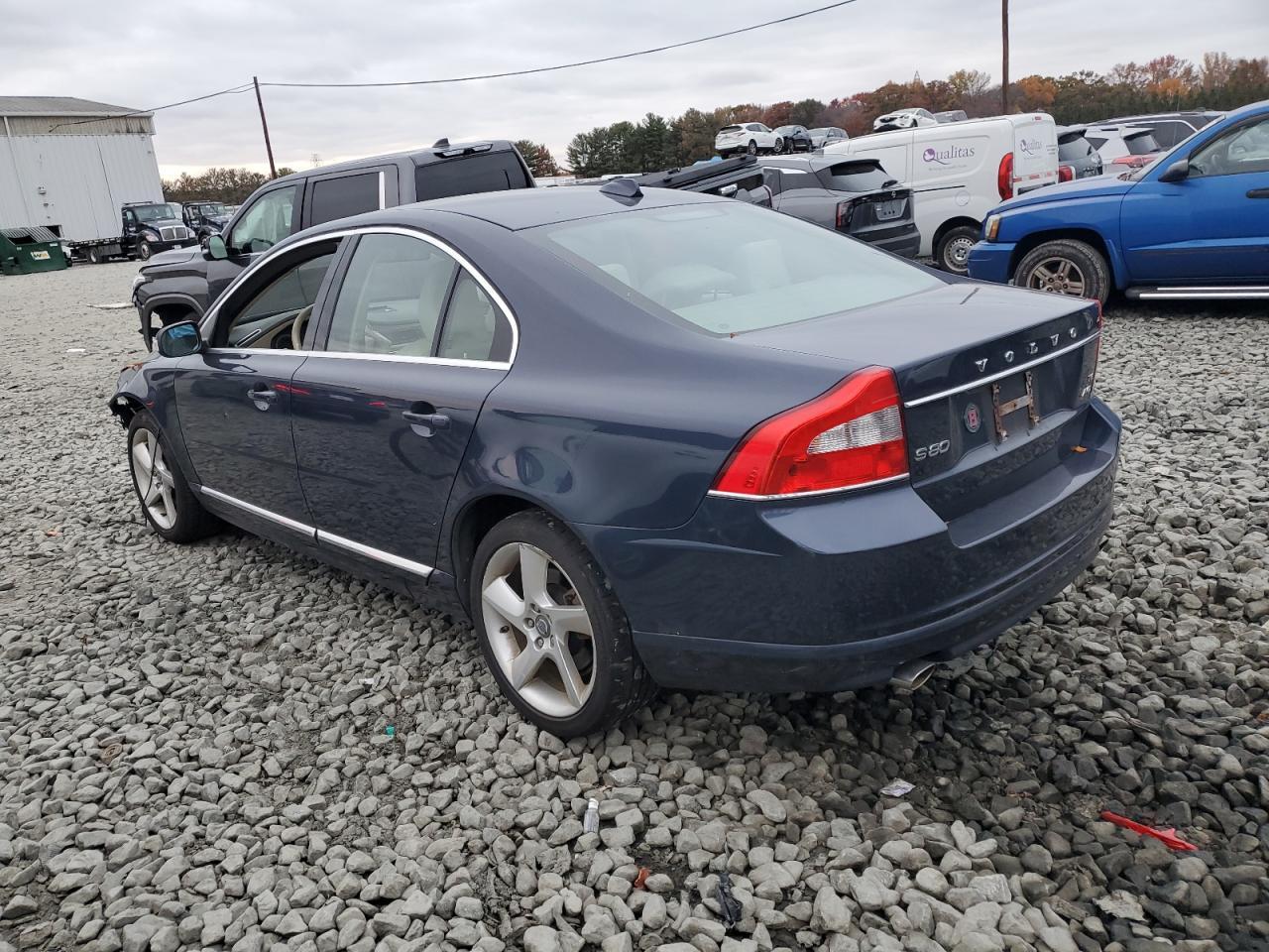 2010 VOLVO S80