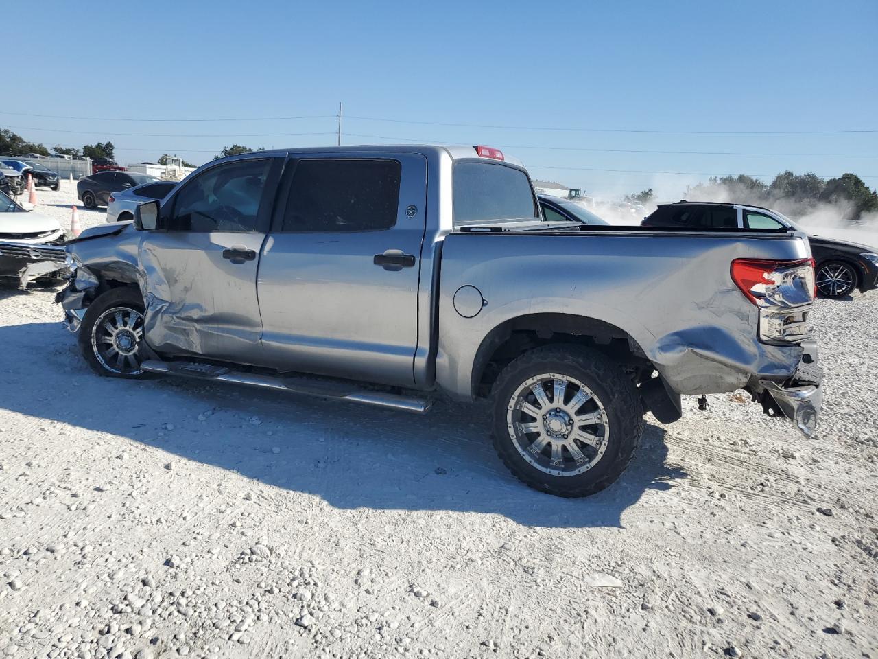 2012 TOYOTA TUNDRA
