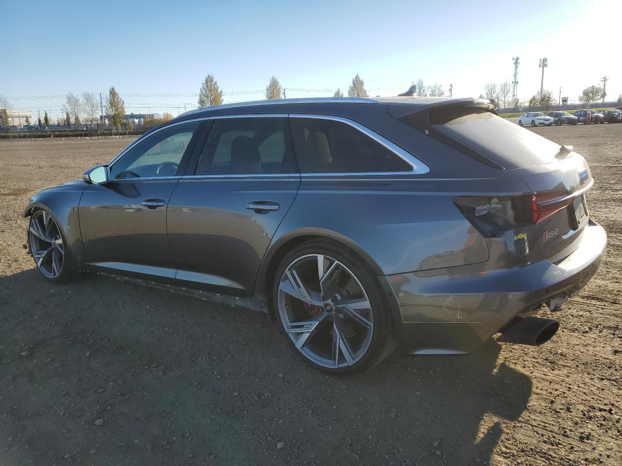 2021 AUDI RS6