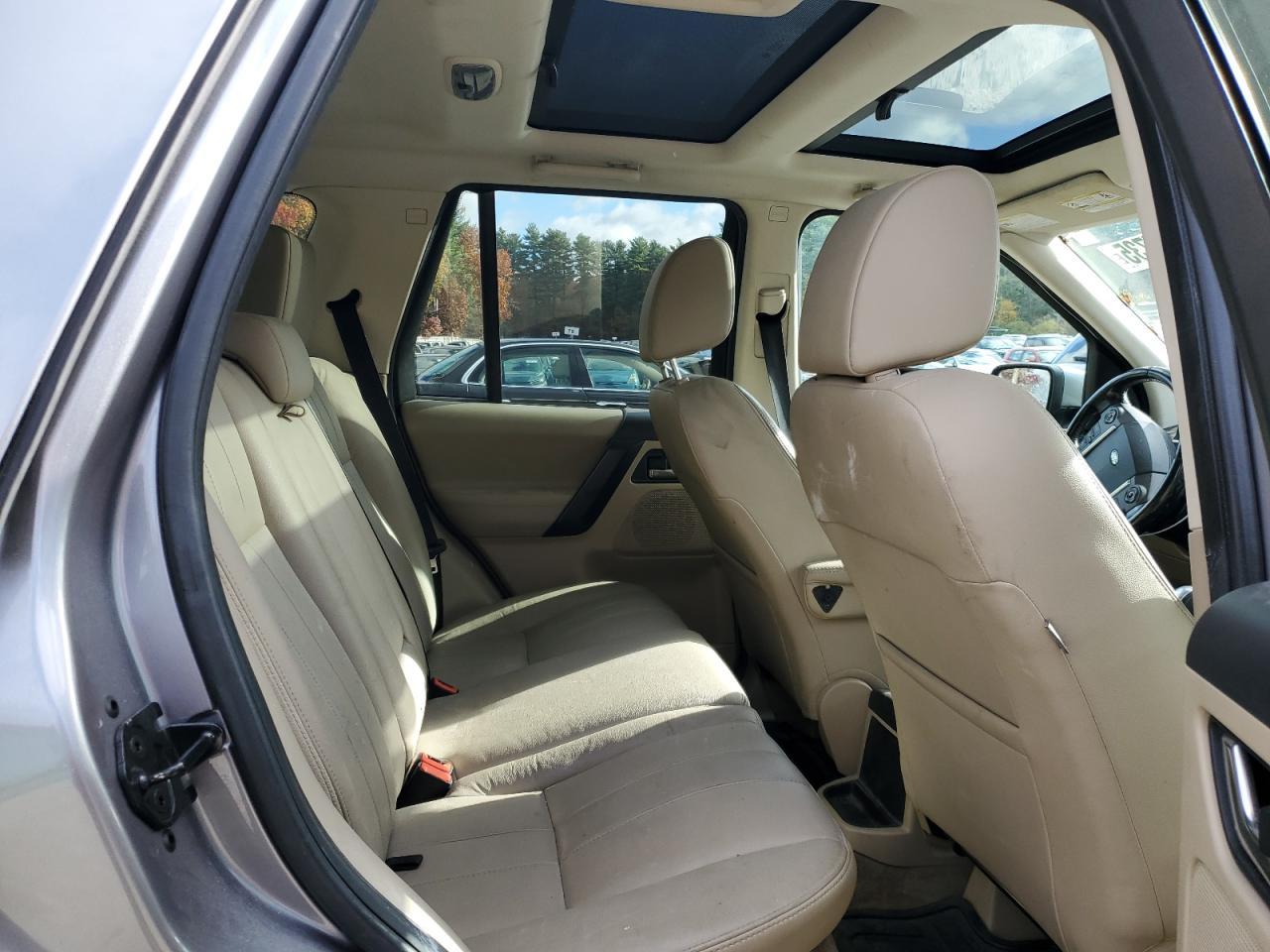 2014 LAND ROVER LR2
