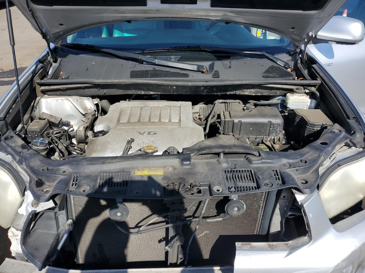 2010 TOYOTA HIGHLANDER