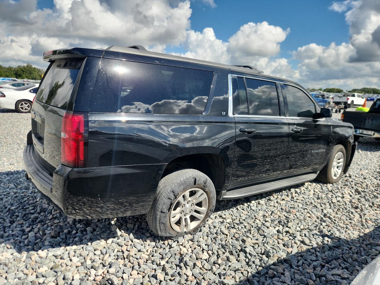 2017 CHEVROLET Suburban