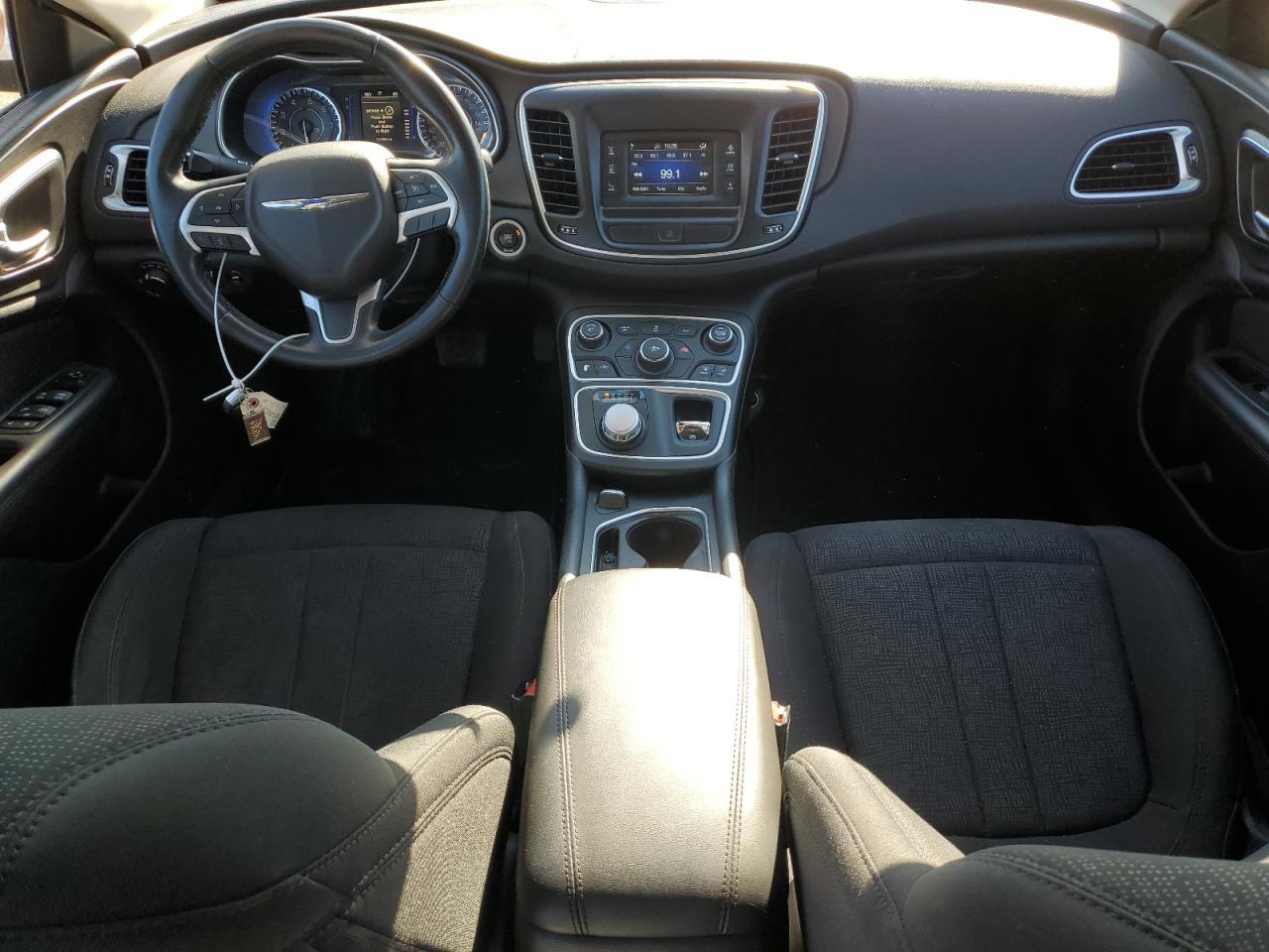2016 CHRYSLER 200