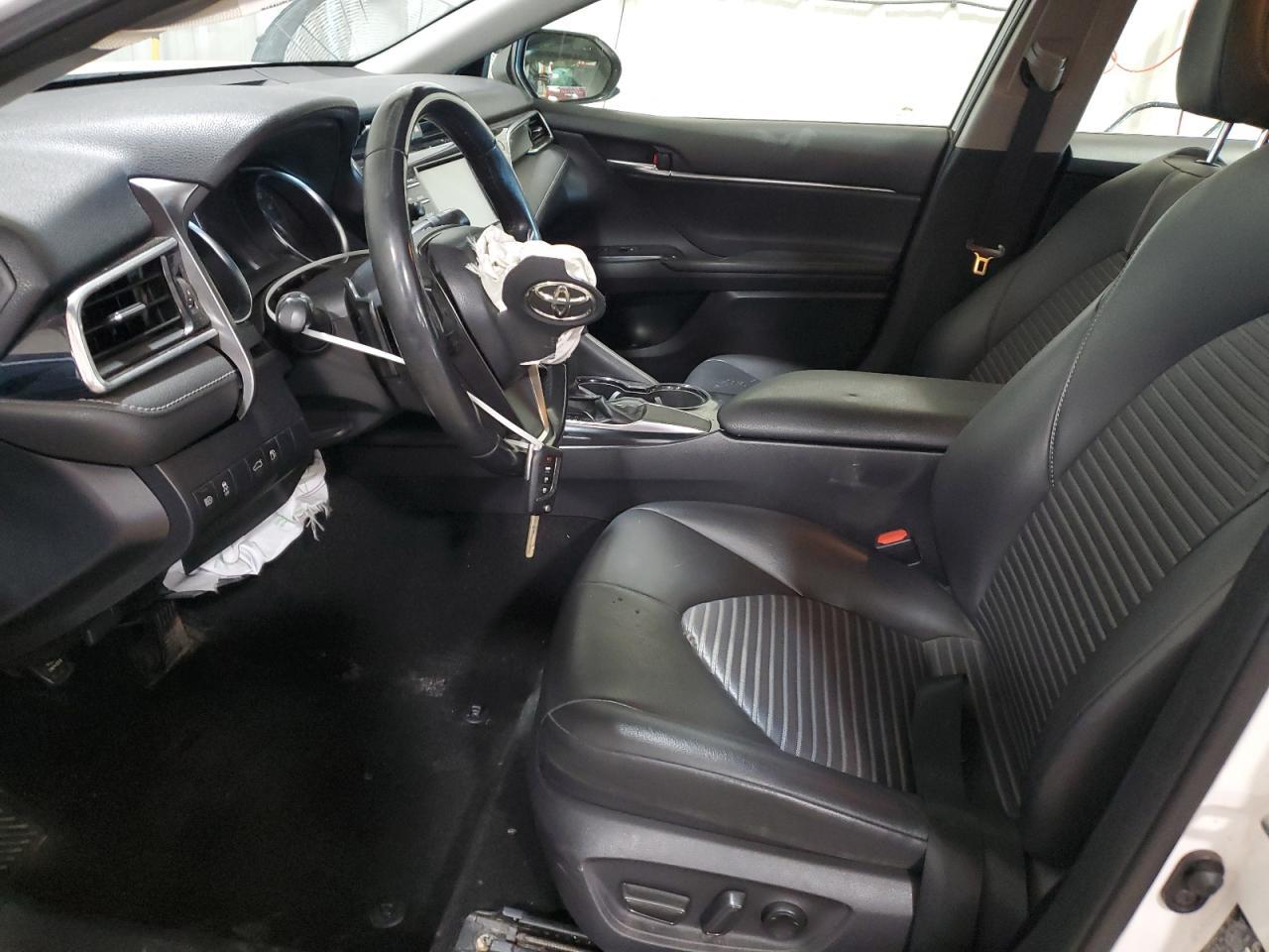 2018 TOYOTA CAMRY