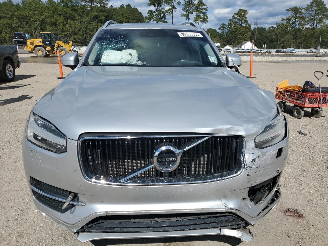 2019 VOLVO XC90