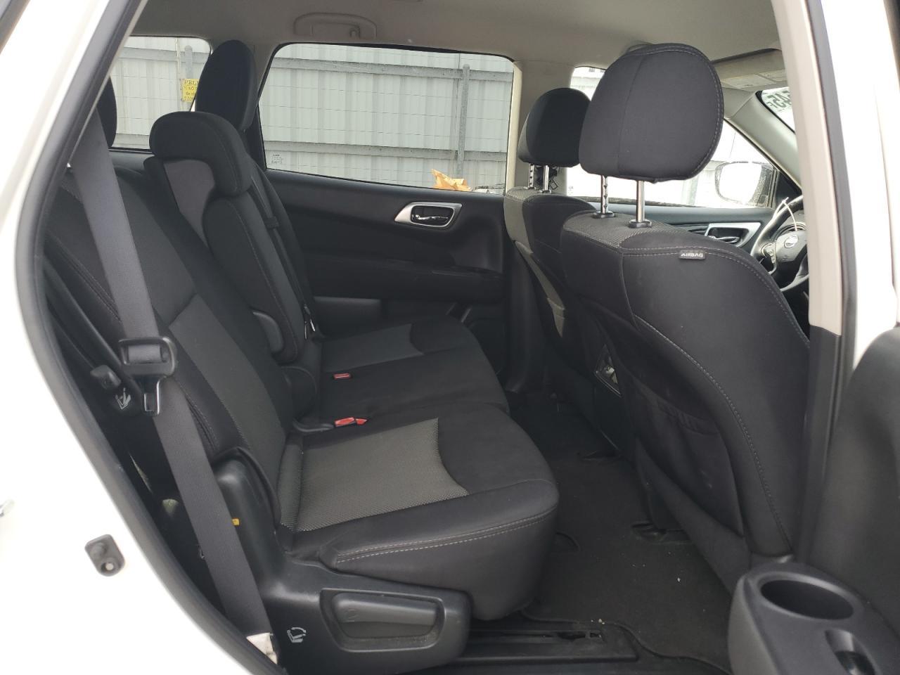2017 NISSAN PATHFINDER