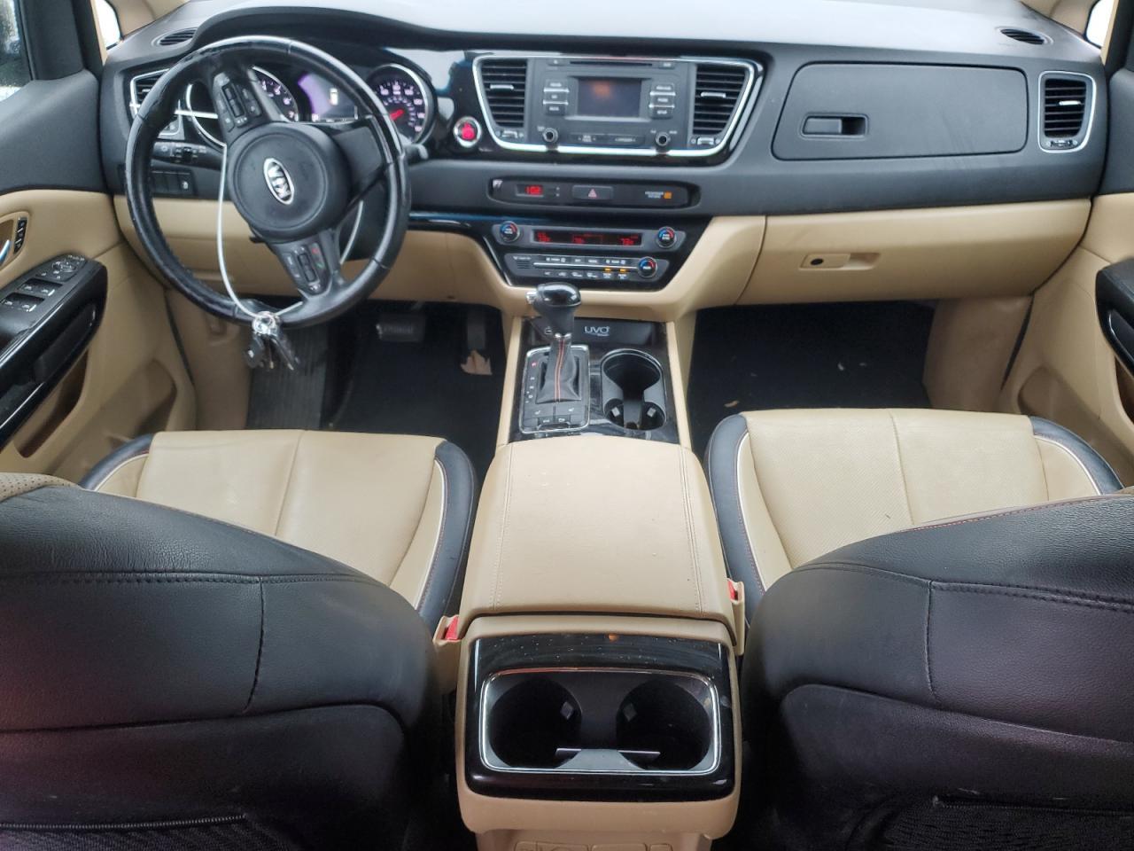 2016 KIA SEDONA