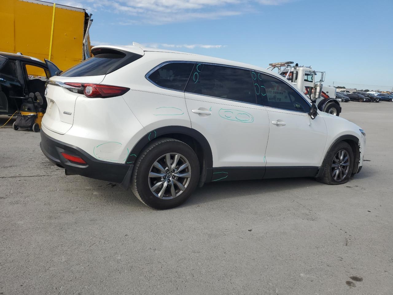 2018 MAZDA CX-9