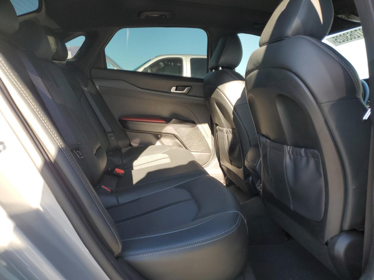 2023 KIA K5
