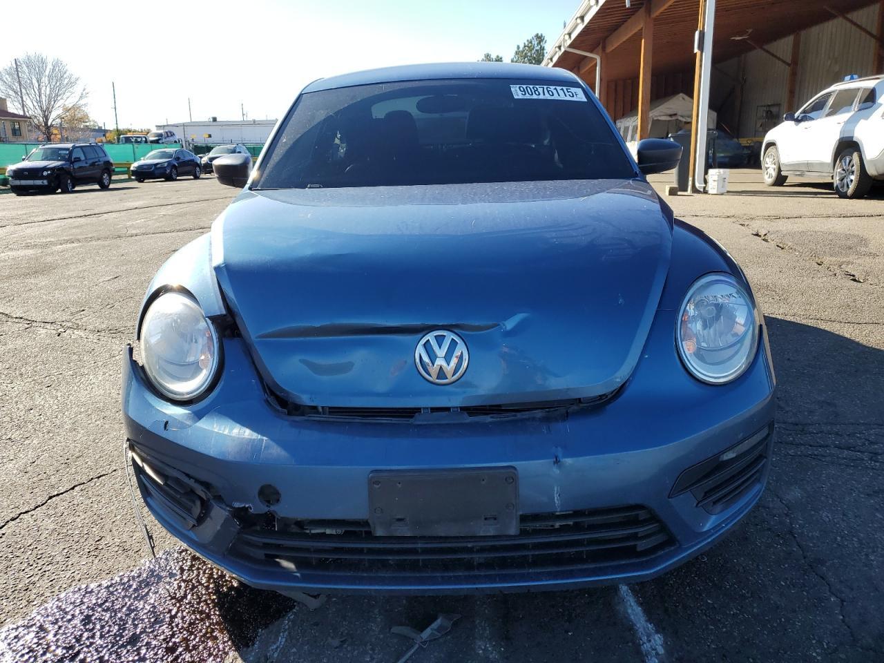 2018 VOLKSWAGEN Beetle