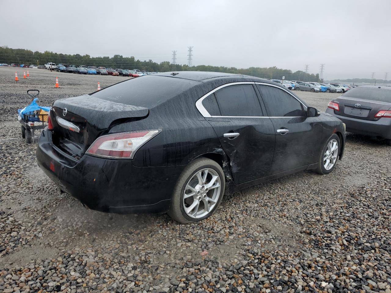2014 NISSAN Maxima