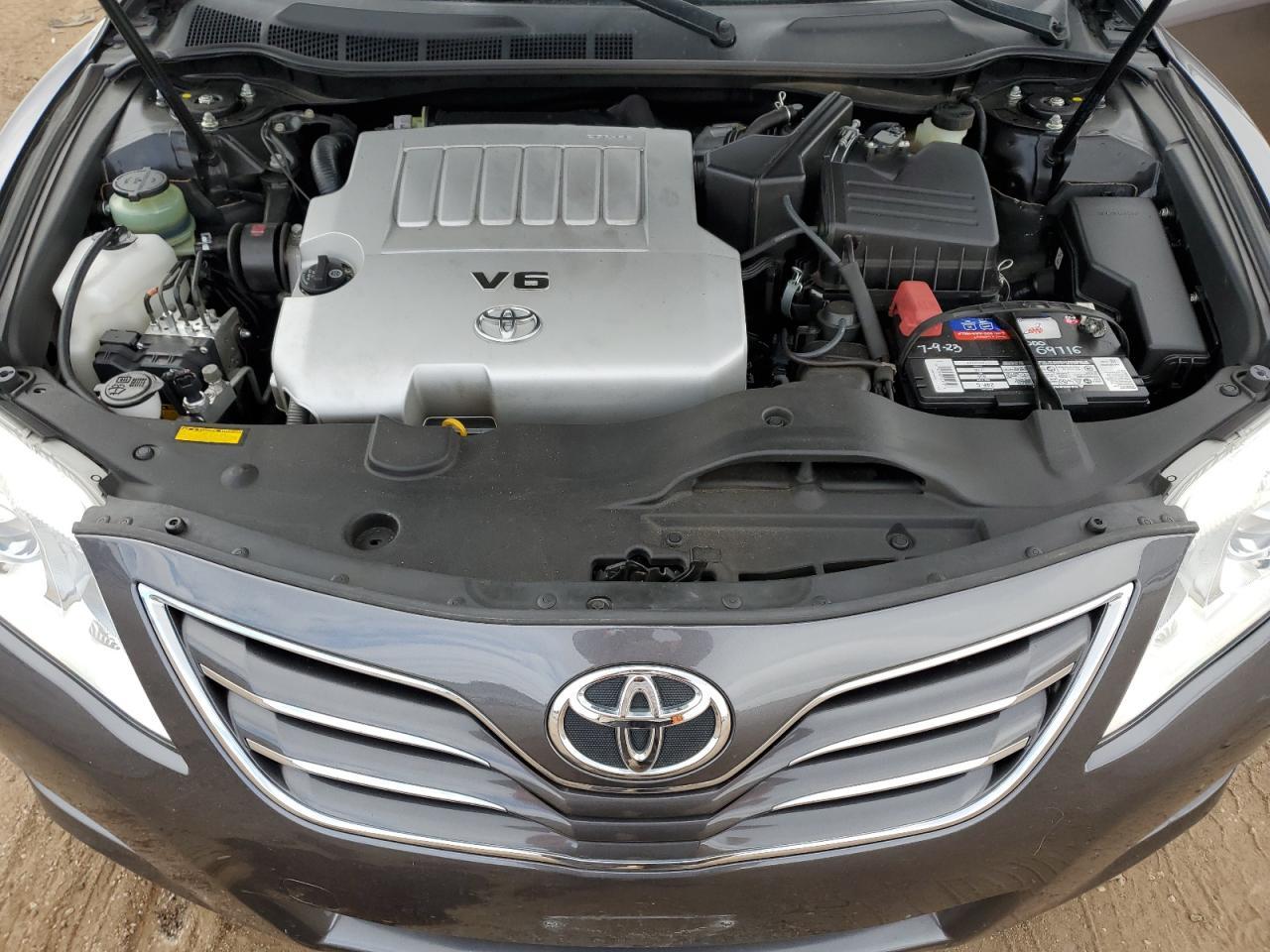 2010 TOYOTA CAMRY