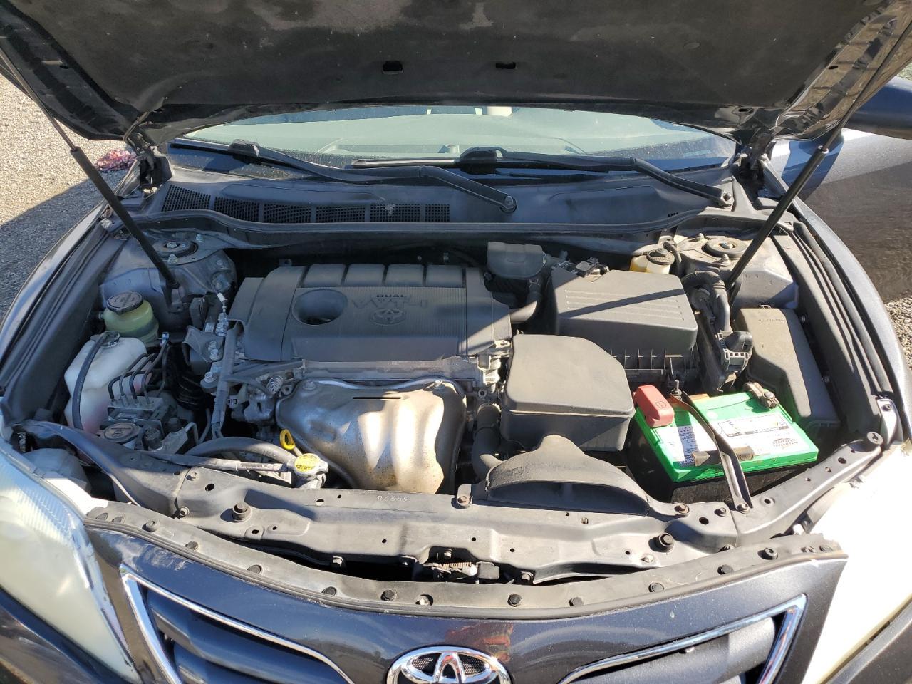 2011 TOYOTA CAMRY