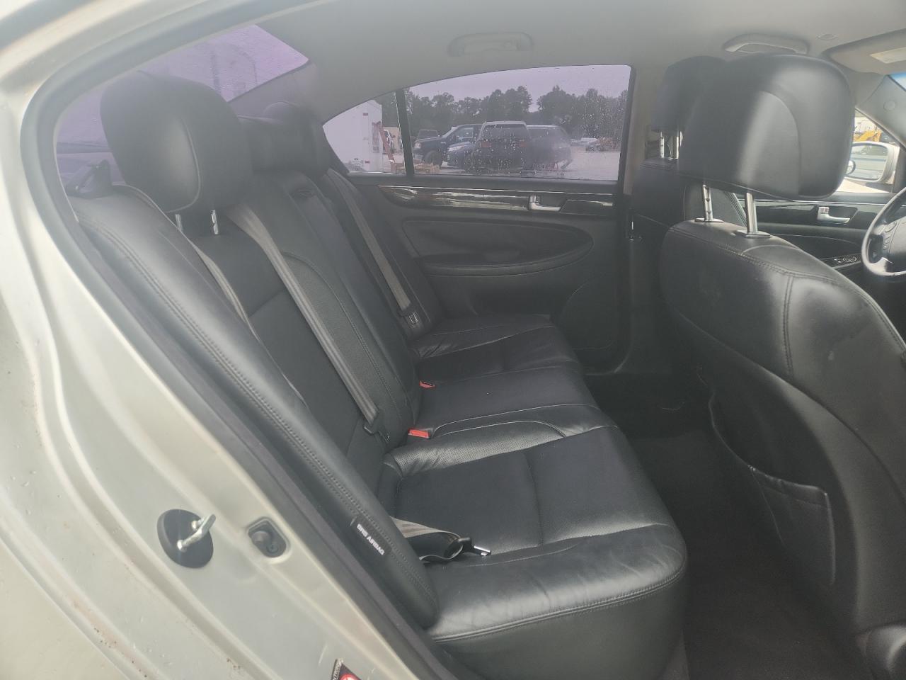 2012 HYUNDAI GENESIS