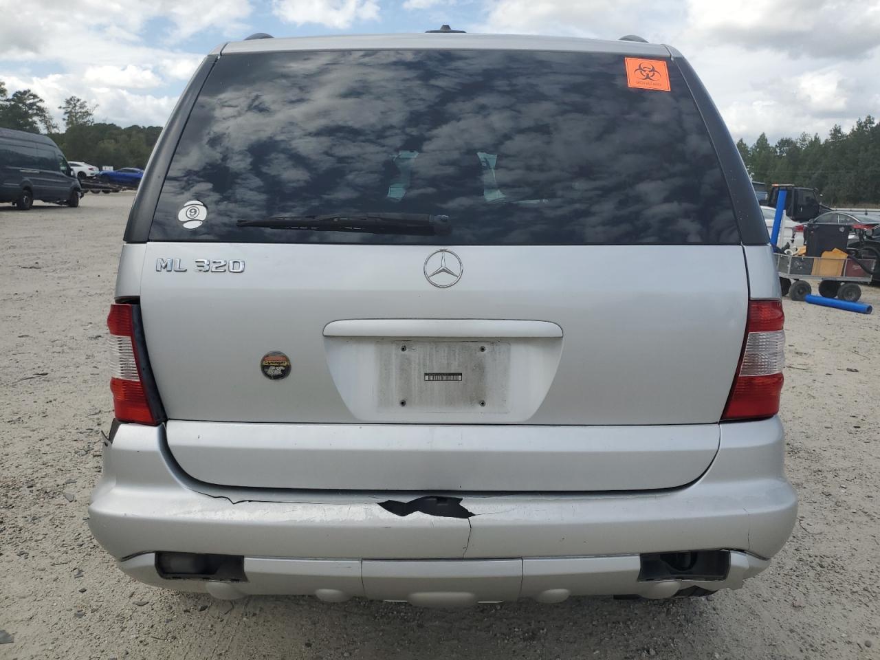 2002 MERCEDES-BENZ ML-Class
