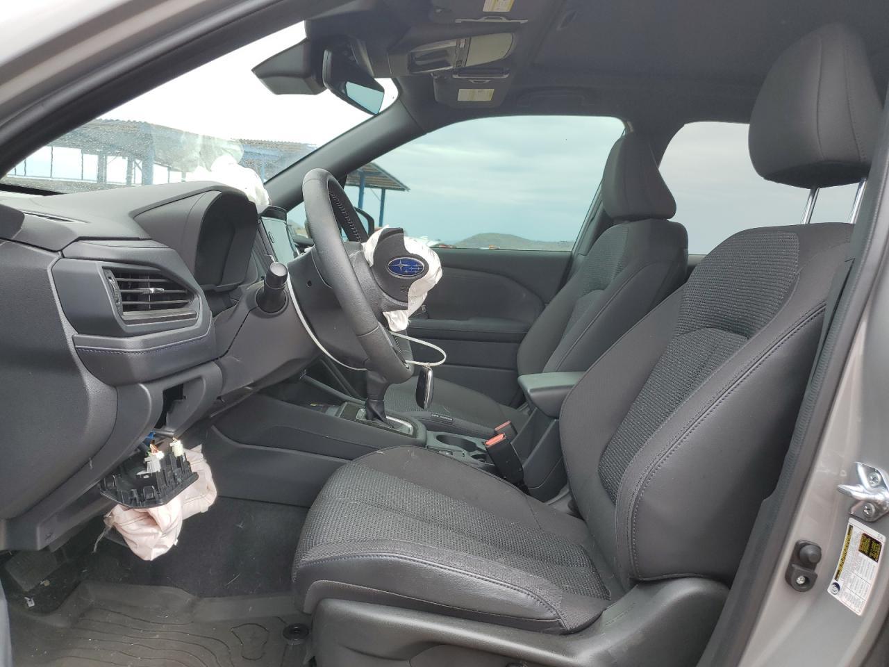 2025 SUBARU FORESTER