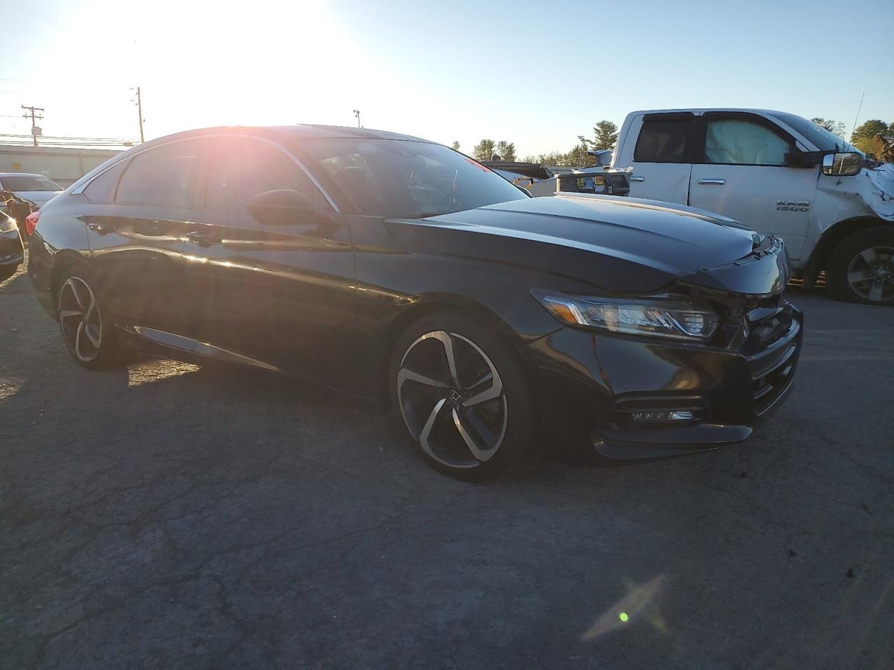 2018 HONDA ACCORD
