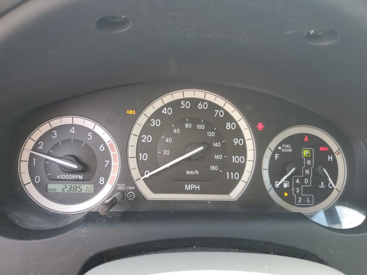 2005 TOYOTA SIENNA