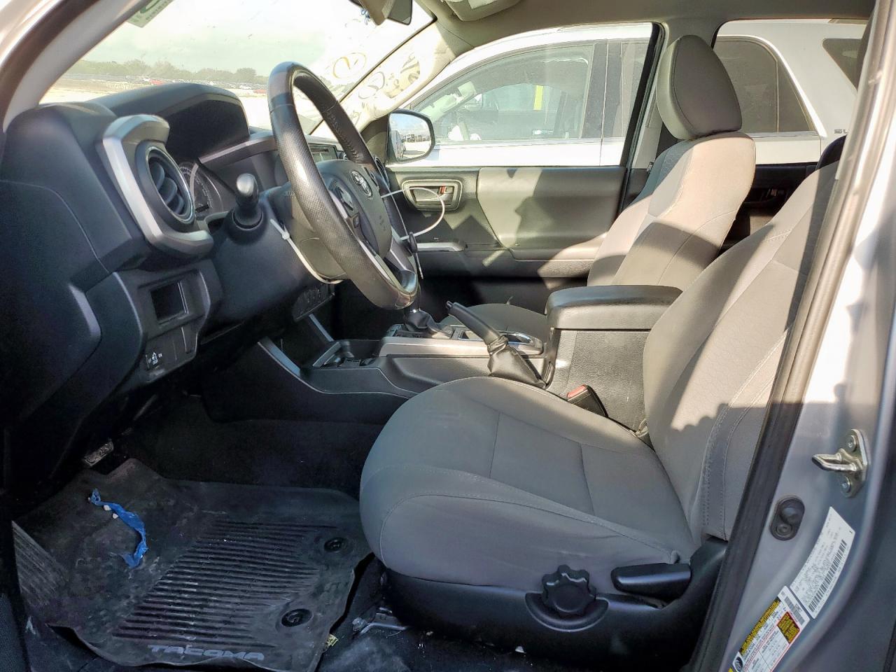 2016 TOYOTA TACOMA