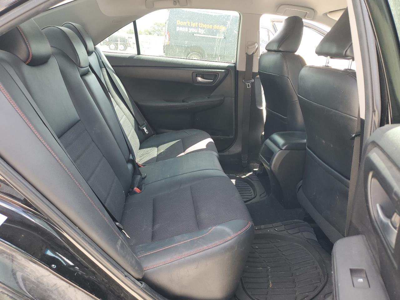 2016 TOYOTA CAMRY