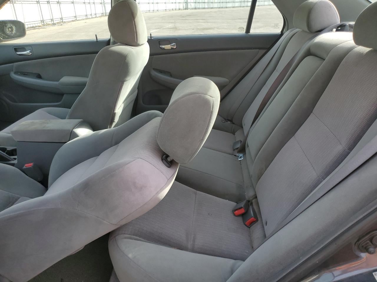 2004 HONDA ACCORD