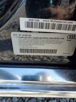 2013 AUDI A8