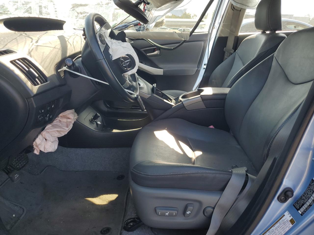 2013 TOYOTA Prius Plug-In