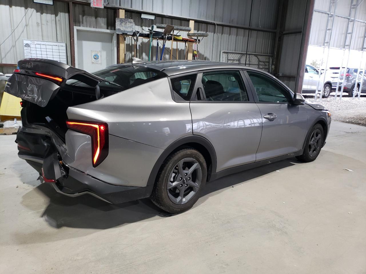 2025 KIA K4