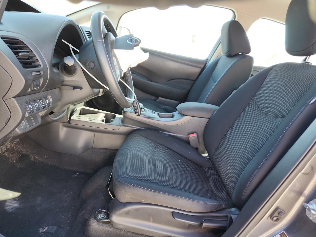 2015 NISSAN LEAF