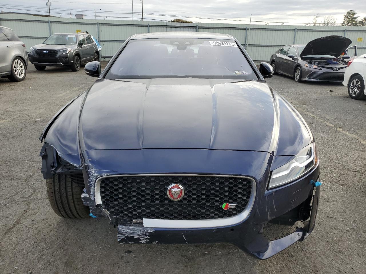 2017 JAGUAR XF