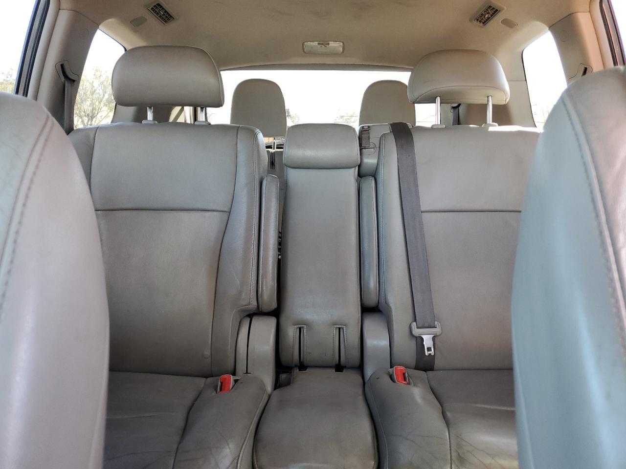 2012 TOYOTA HIGHLANDER
