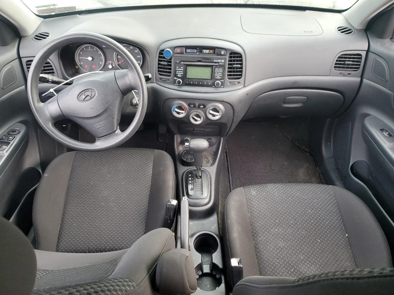 2010 HYUNDAI ACCENT