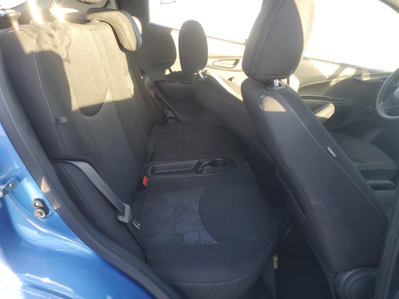 2017 CHEVROLET Spark