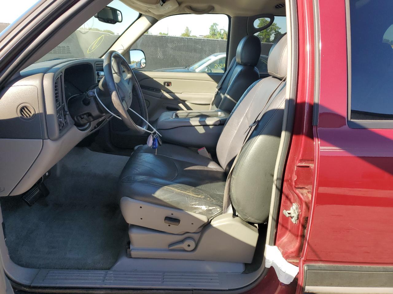 2004 CHEVROLET Tahoe