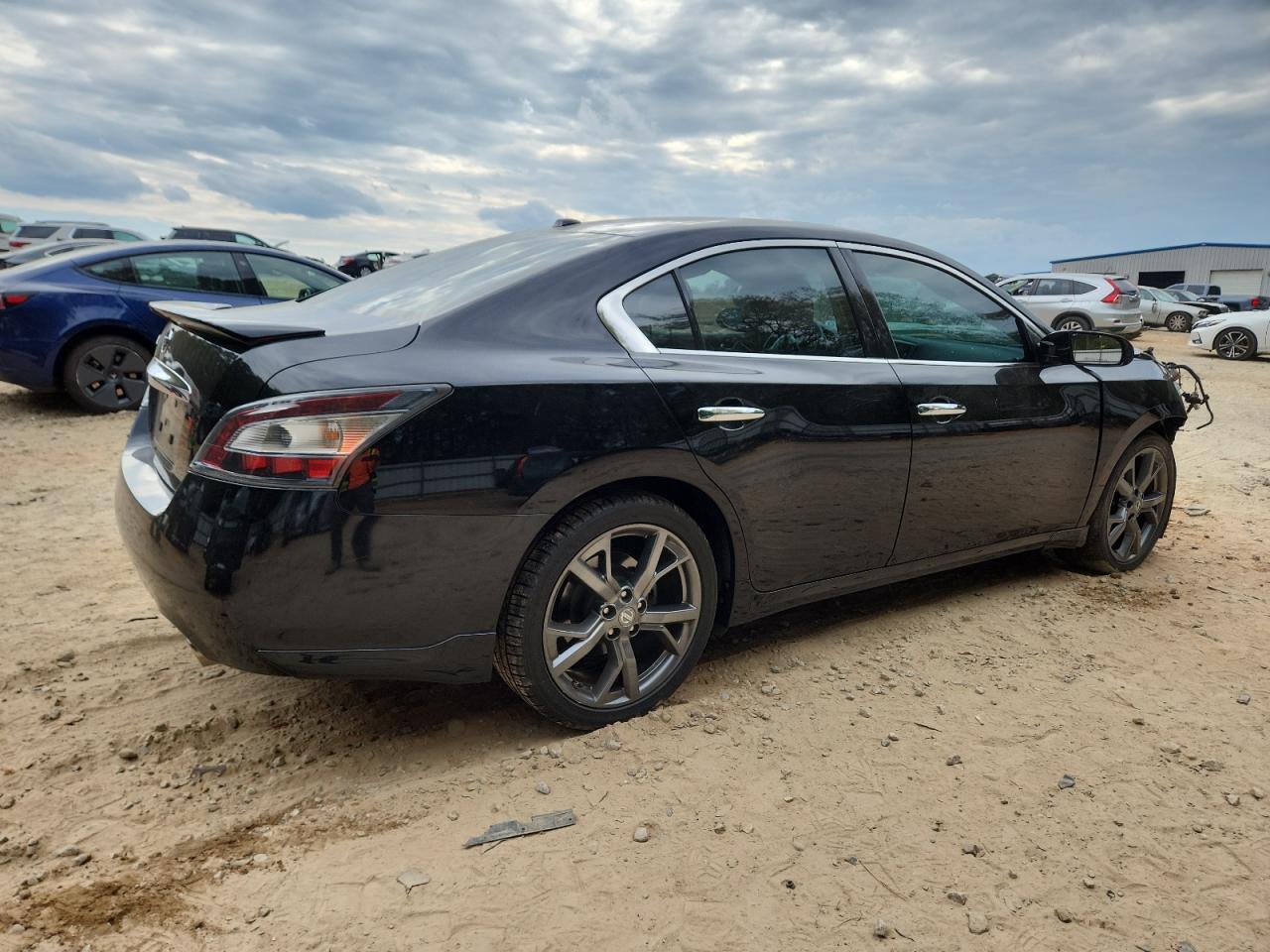2013 NISSAN Maxima