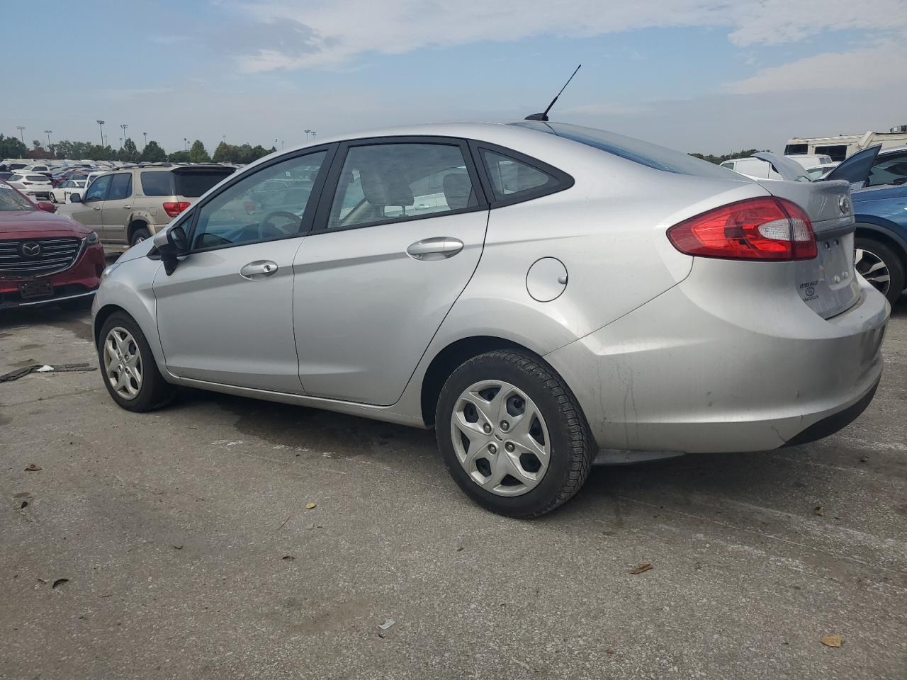 2011 FORD Fiesta